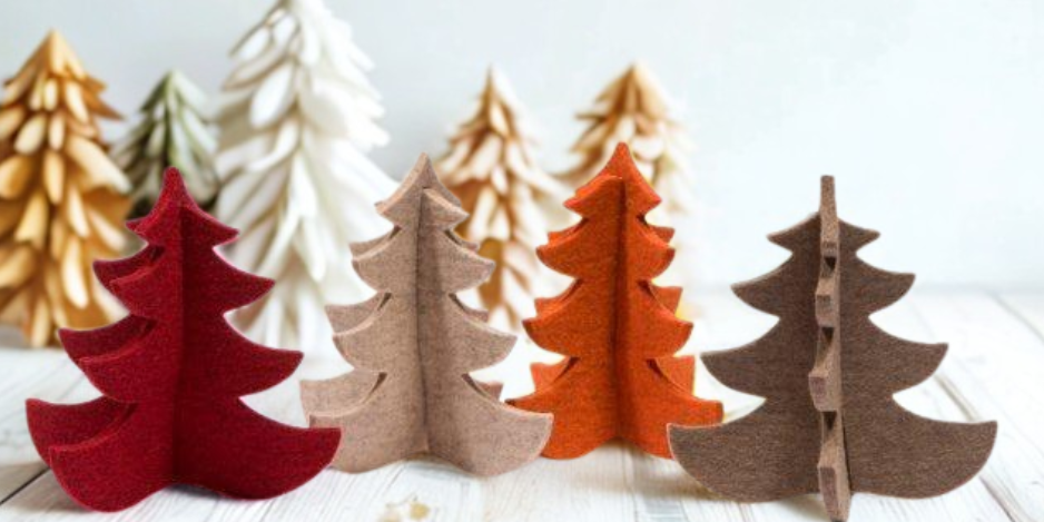 Weihnachtsbaum stehend